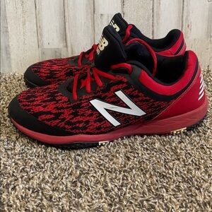 New Balance 4040 Red and Black Sneakers